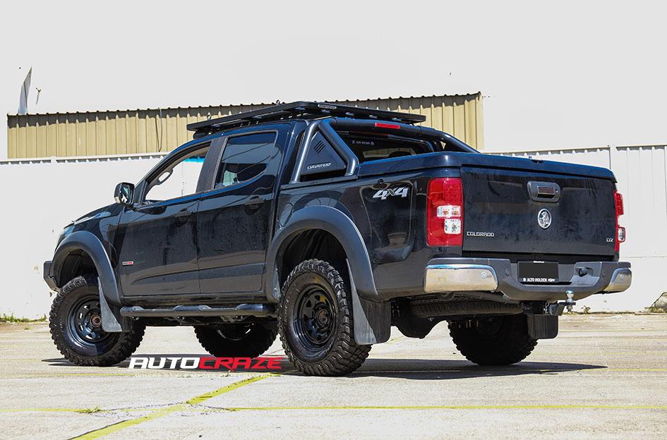 HOLDEN COLORADO TERRA SATIN BLACK